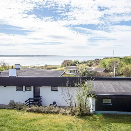 Family-friendly House By The *